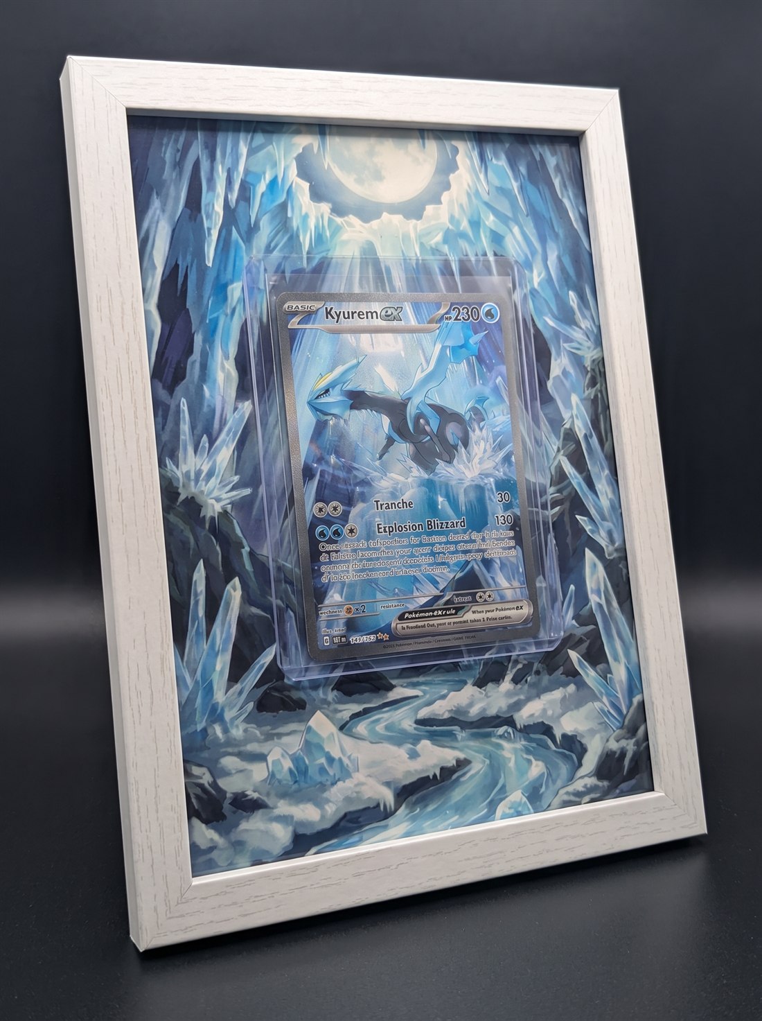 Cadre immersif 13 × 18 cm — Kyurem